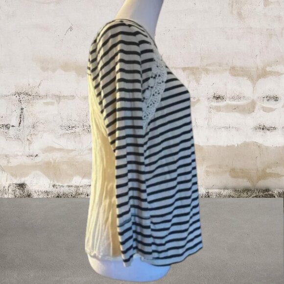 Mason & Belle Women's Striped 3/4 Sleeve Button Down Back Lace Size Small - Picture 2 of 5